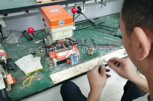 天津干开锁配钥匙有没有前途？